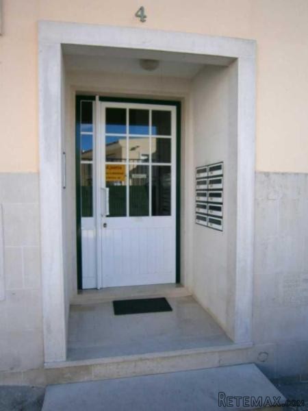 1 Bedroom Flat For Sale - Lisboa