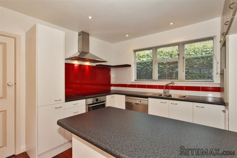Renovated and Ready: Must Sell Now! - 2