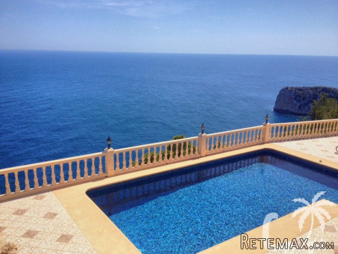 Seafront villa for sale in Javea on a south facing plot..