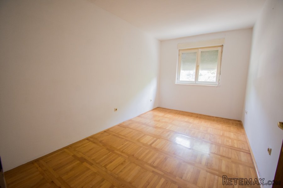 Prodajem stan u Podgorici-Stari Aerodrom 70m2 - 9