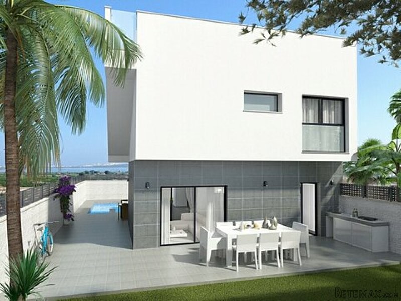 3 Bed Stunning New Detached 3 Bed Villas - 2