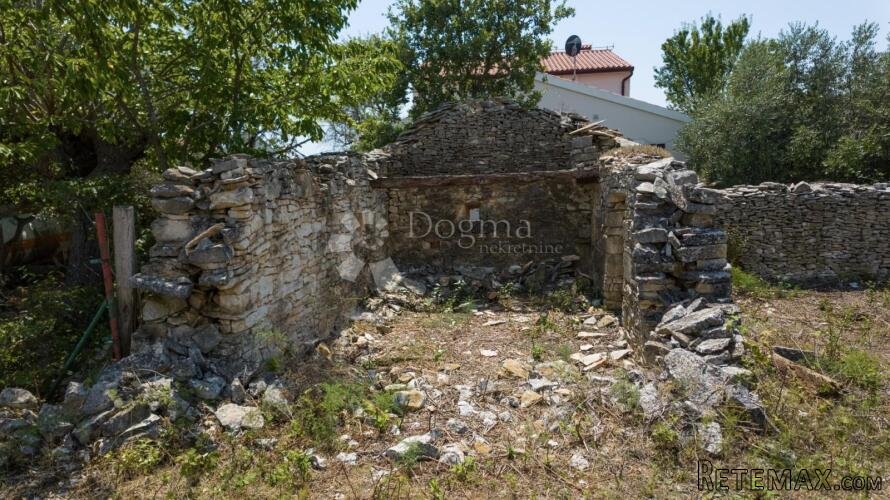 Građevinsko zemljište sa maslinikom pokraj Vodnjana - 2