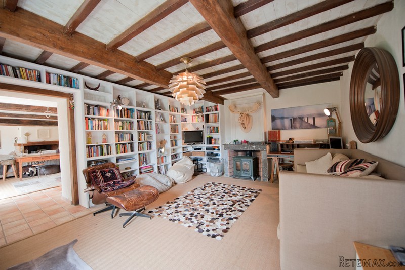 Well Renovated Villa With Garden.. - 2