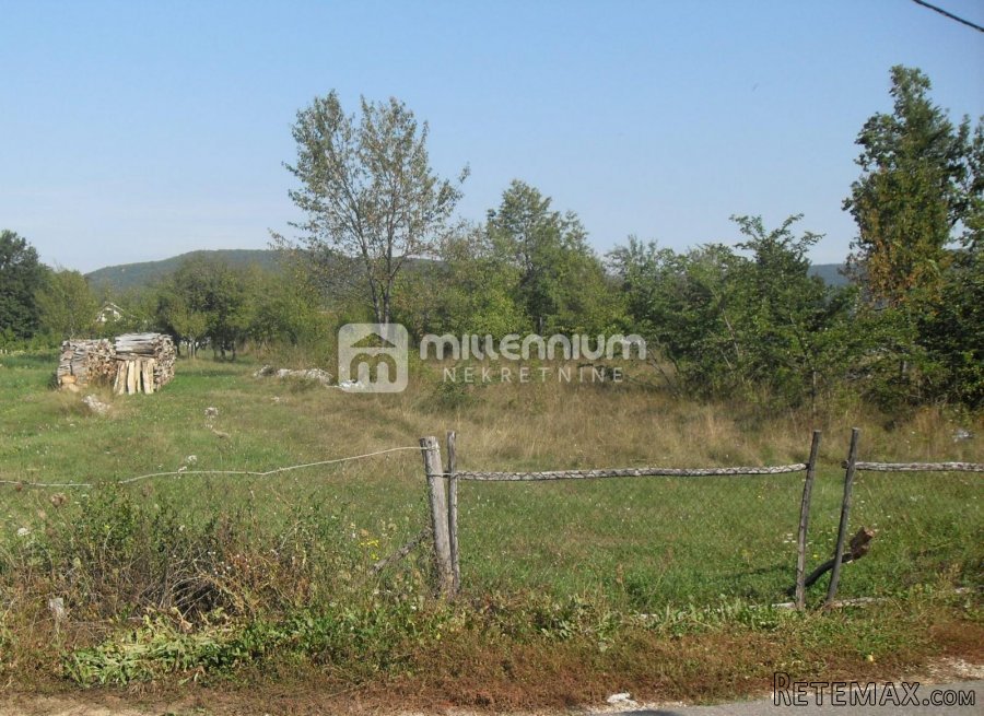 SAMO KOD NAS! Lika, Otočac, građevinsko zemljište od 2.186m2 - 3