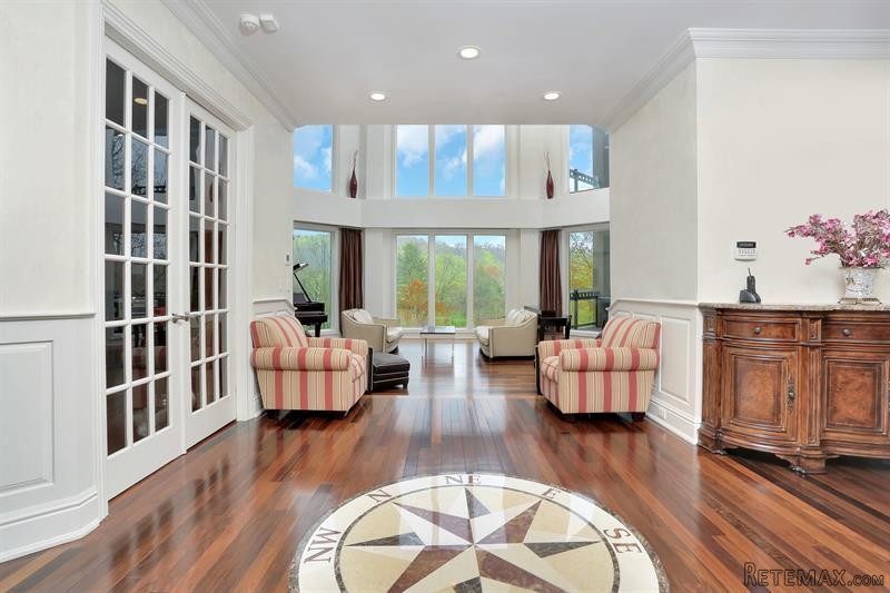 4 bedroom House For Sale: 108 Cherry.. - 2