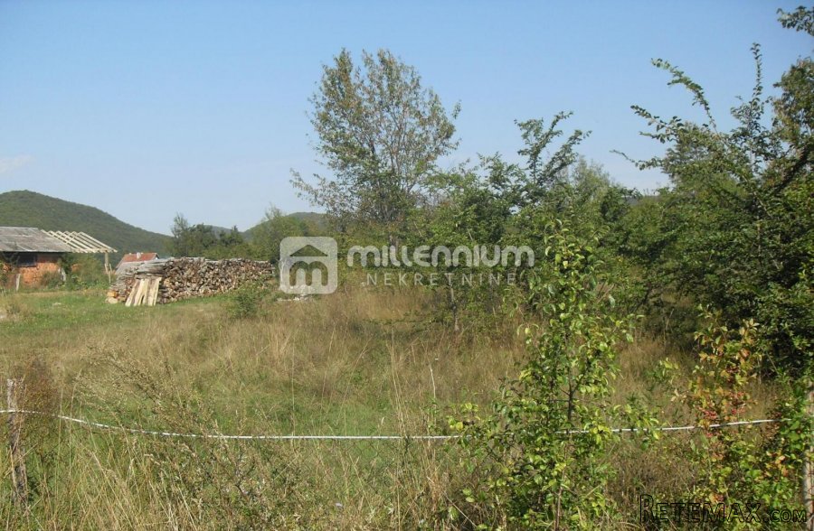SAMO KOD NAS! Lika, Otočac, građevinsko zemljište od 2.186m2 - 4