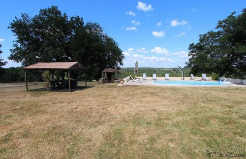 Villa On The Edge Of Town With Stunning.. - 2