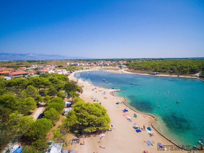 Odlično građevinsko zemljište s pogledom na more – 947 m² - 2