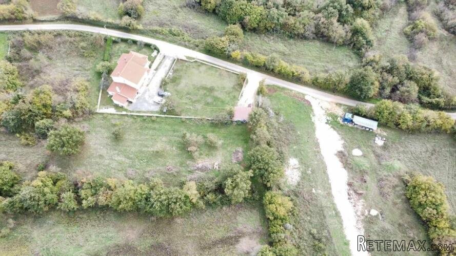 Prodaja građevinskih zemljišta, blizina Svetvinčenata! - 3