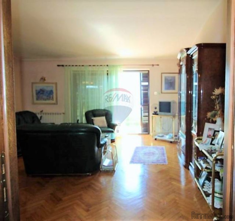 MATULJI - STAN 149 m2 - POGLED OTVOREN - 9