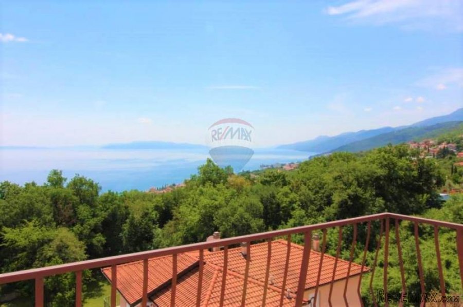 MATULJI - STAN 149 m2 - POGLED OTVOREN - 10
