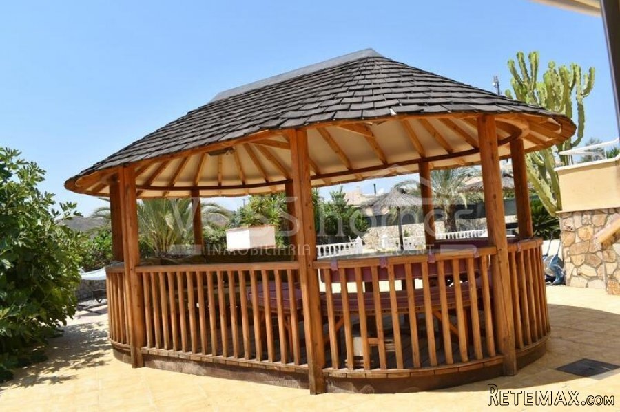 NEW & EXCLUSIVE TO VOSS HOMES - A stunning, incredibly well.. - 12