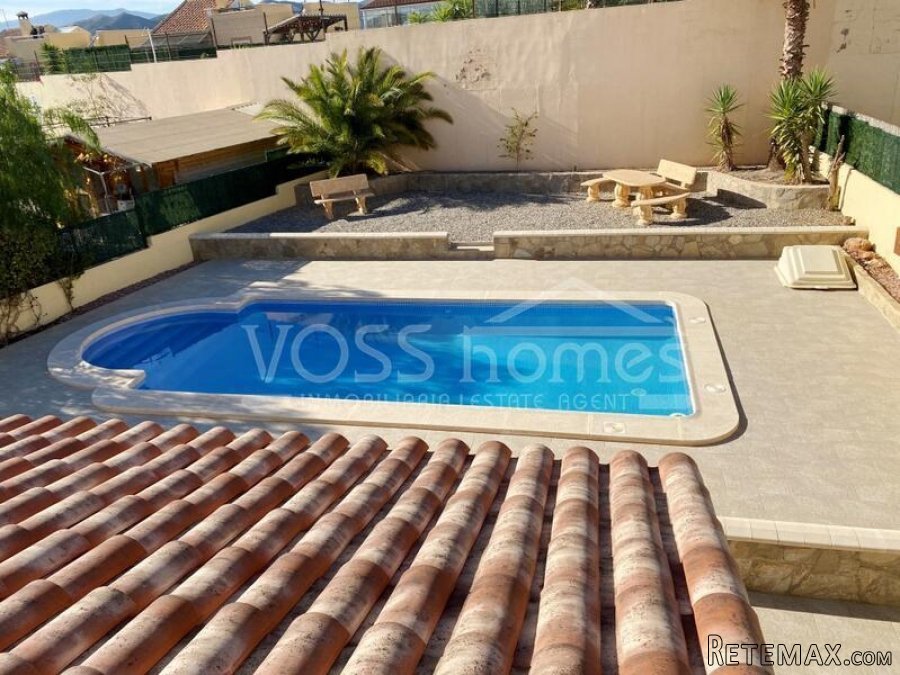 RESERVED/SALE AGREED WITH VOSS HOMES - An impressively.. - 13