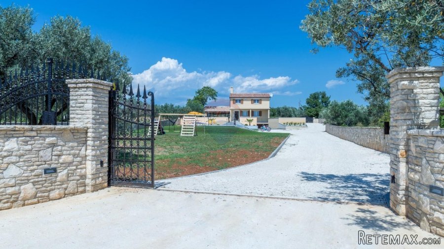 Samostojeća Kuća s bazenom, Fažana - 3