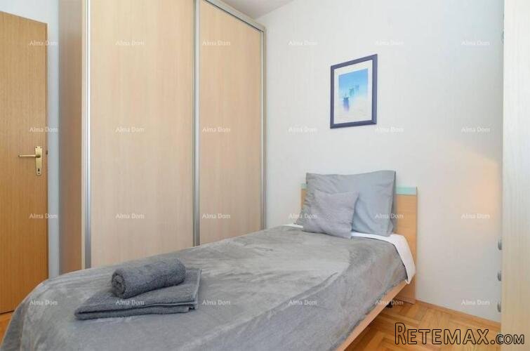 Na prodaju kuća s apartmanima u Štinjanu. - 4