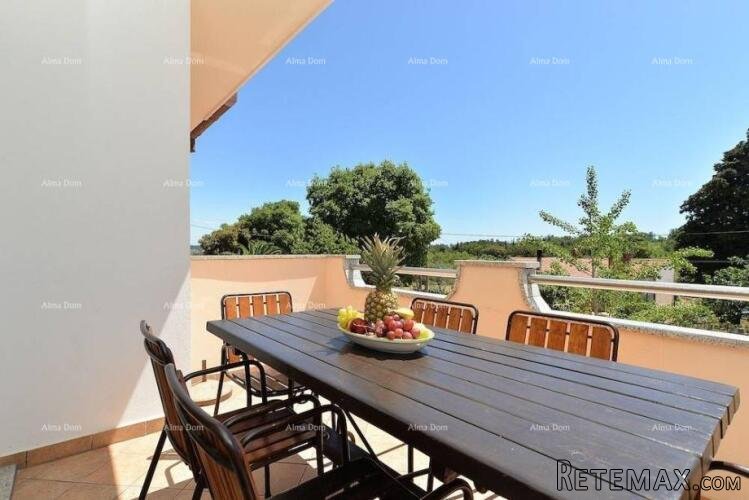 Na prodaju kuća s apartmanima u Štinjanu. - 5