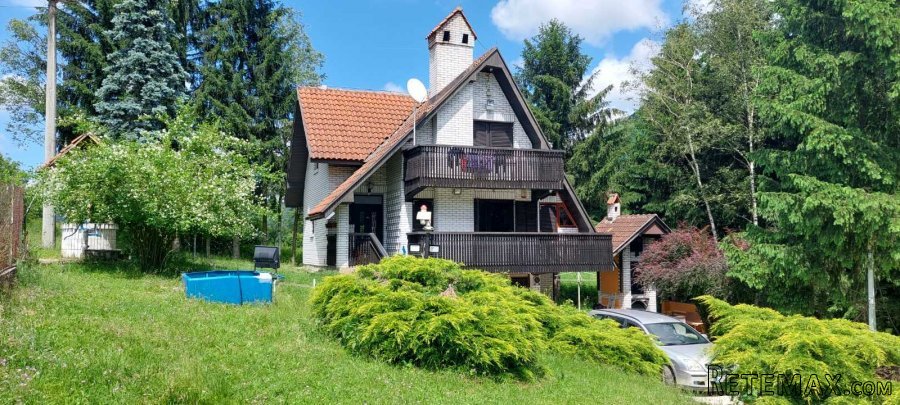 Porodicna kuca sa pomocnim objektom - 7