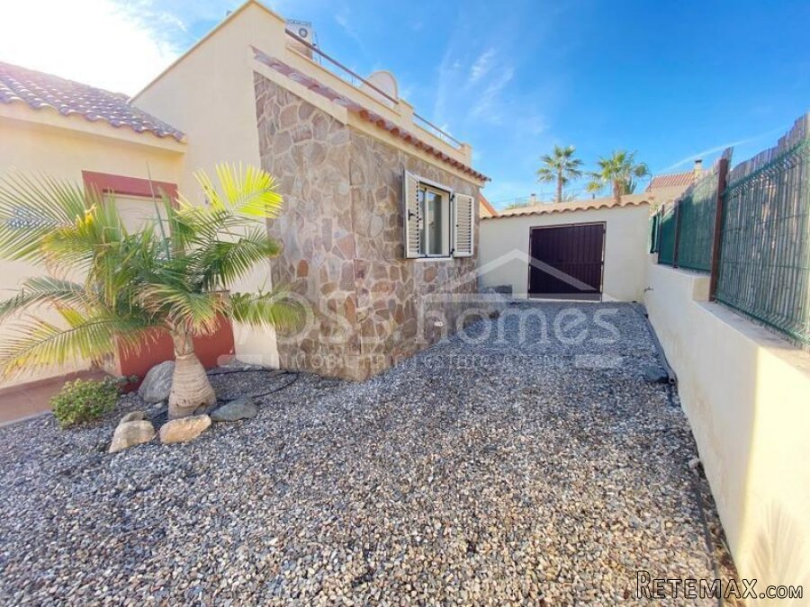 RESERVED/SALE AGREED WITH VOSS HOMES - An impressively.. - 20