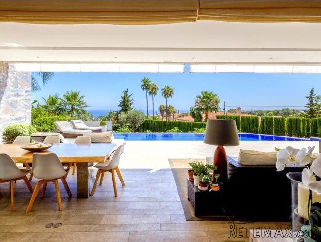 A very stylish, modern villa with panoramic sea views from.. - 3