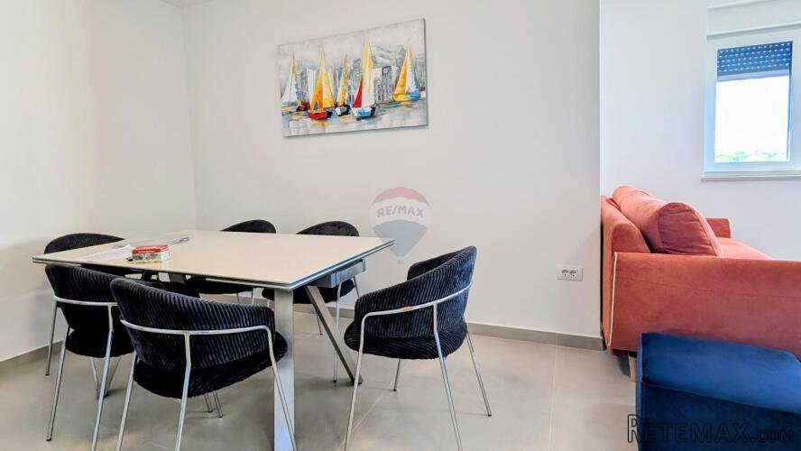 Rovinj – stan s vlastitim vrtom i parkirnim mjestom - 3