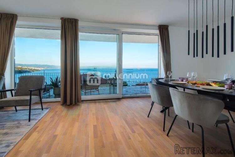 Opatija, Volosko, 121.35m2, 2 terase, predivan pogled na..