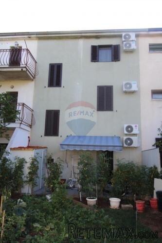 Apartmanska kuća u blizini Novigrada - 5