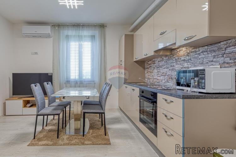 Apartmanska kuća u blizini Novigrada - 8