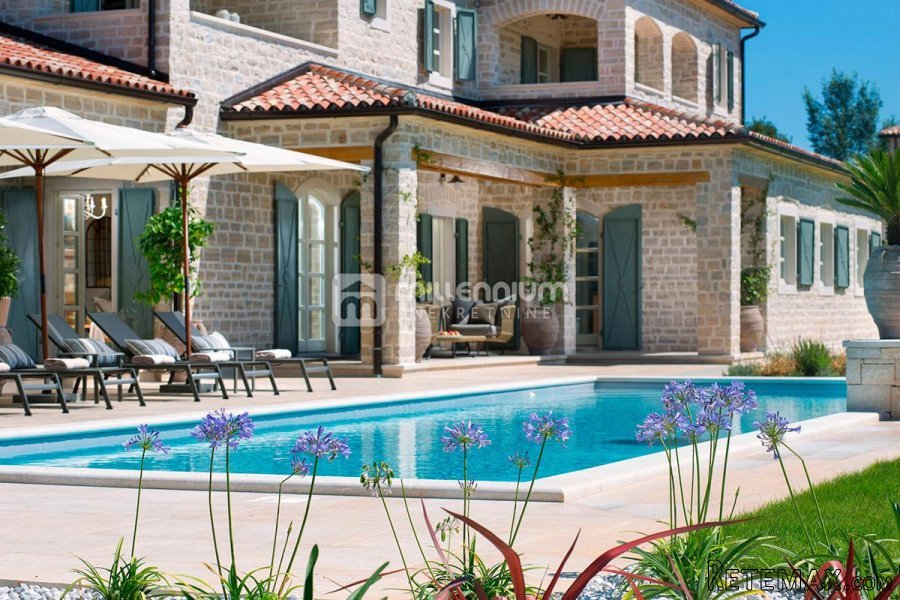 Istra, okolica Rovinja, exclusivna vila s bazenom - 2