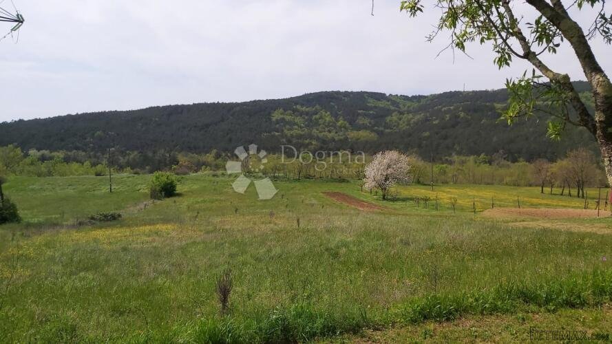 Zemljište s građevinskom dozvolom! - 3