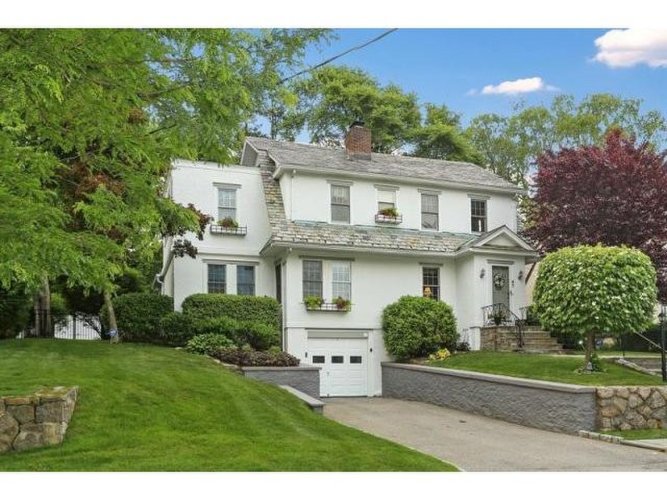 4 bedroom Residence For Sale:..