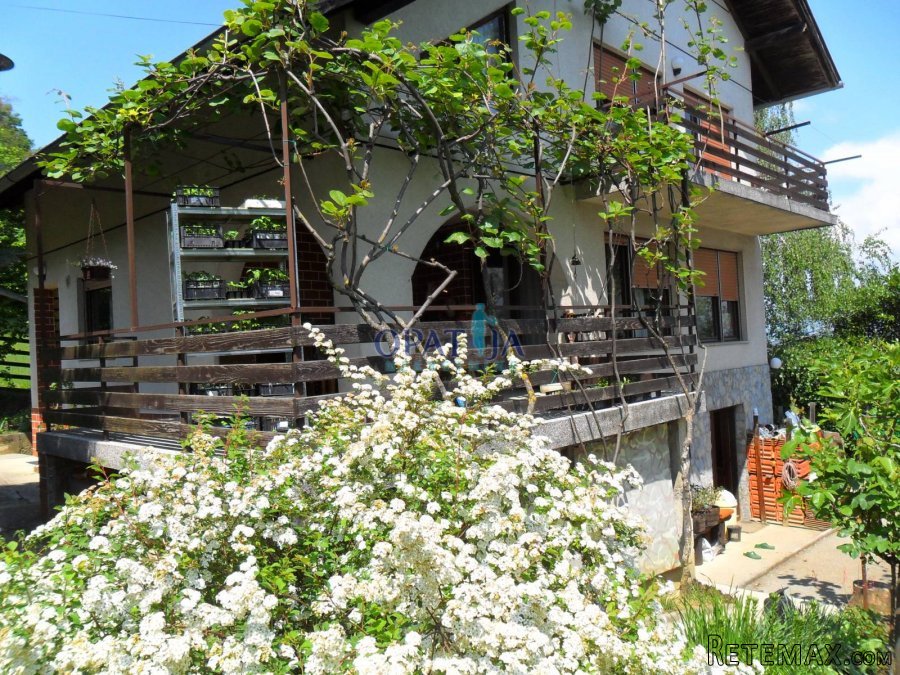 Tuheljske Toplice kuća 180 m2 i voćnjak 2400 m2