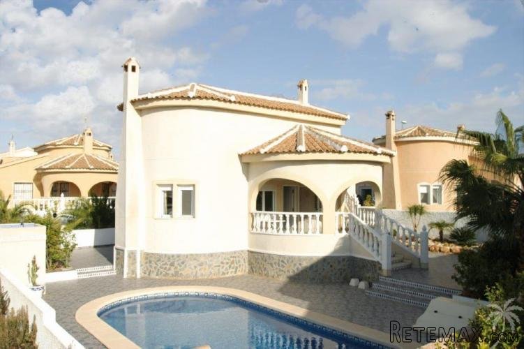 Several types of villas which can be built on different..