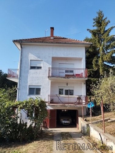 Tresnja,kuca 200m2,20ari,uknjizeno,vlasnik 1/1