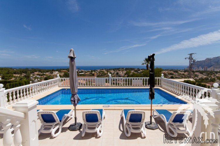 This luxury villa with heated swimming pool is located only..