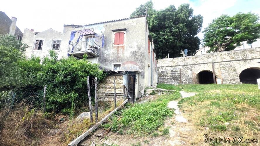 Istra,Buje-dvije kuće s dvorištem i pogledom na more - 3