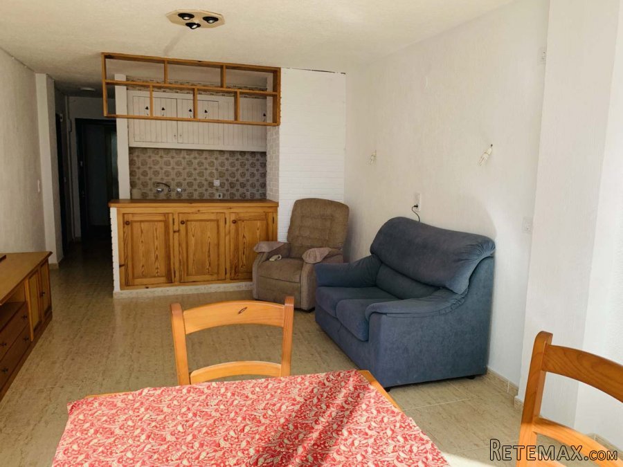 Apartamento de 1 dormitorio, 1 baño, salón-comedor, cocina.. - 4