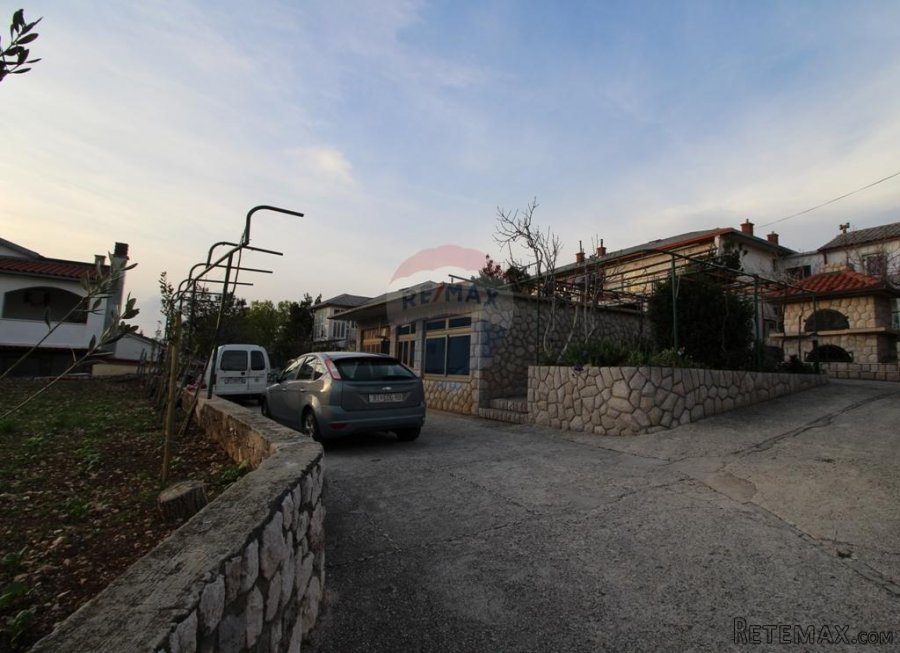 Novi Vinodolski, kuća