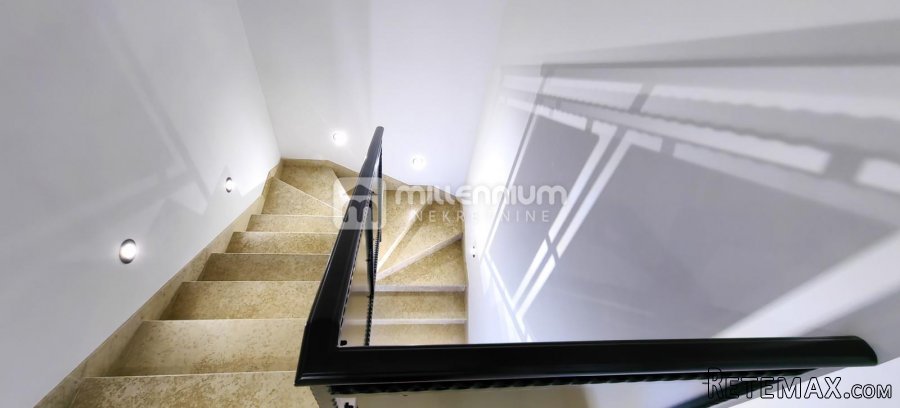 Istra, Labin, 145.05m2, samostojeća kuća s bazenom - 8