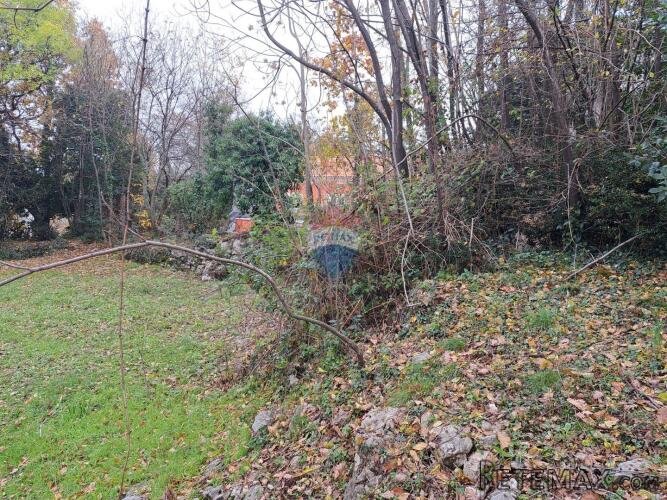MATULJI - veliki građevinski teren u centru - 2