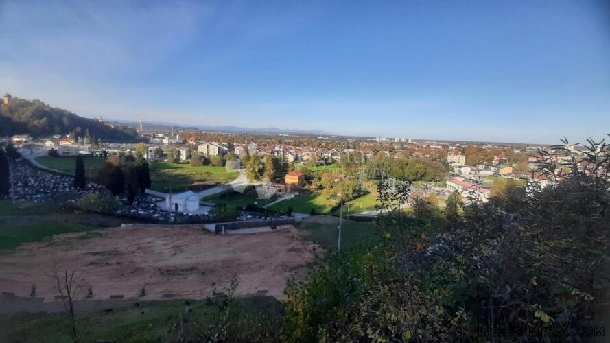 Atraktivno zemljište na prodaju - Karlovac na dlanu!