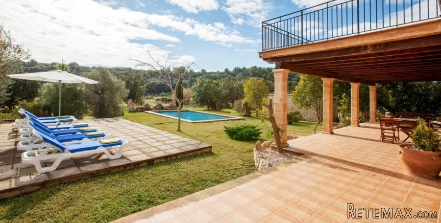 Magnificent finca built in 2005, located in Vall.. - 2