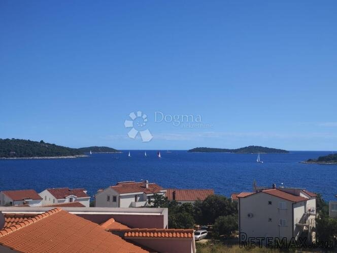 ROGOZNICA- STAN S ČAROBNIM POGLEDOM NA OTVORENO MORE - 2