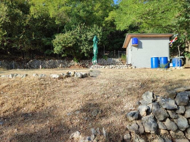 Baška - poljoprivredno zemljište 305m2, pogled - 2