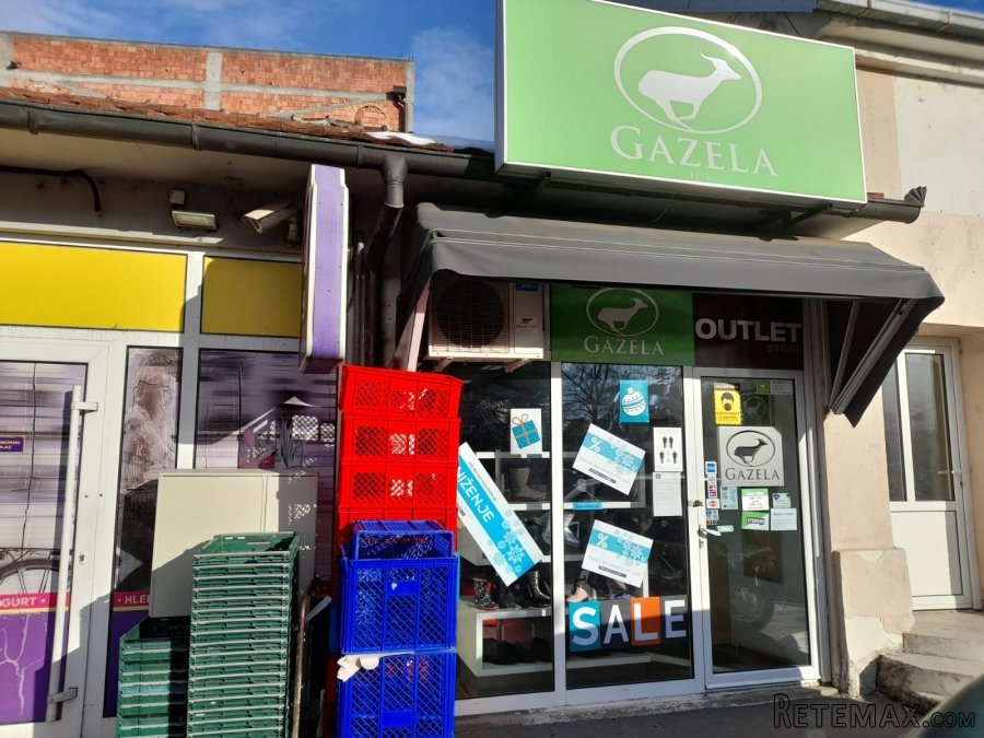 Lokal u strogom centru Surcina - 2
