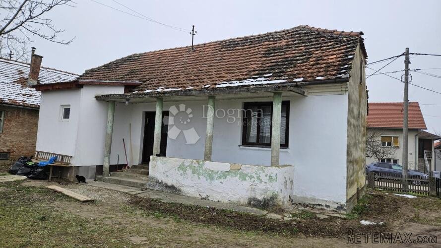 RUGVICA, KUĆA SA VELIKIM ZEMLJIŠTEM