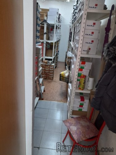 Lokal u strogom centru Surcina - 7