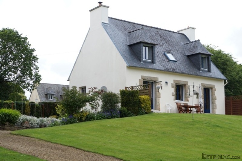 Neo-Breton Detached House, Lovely Garden
