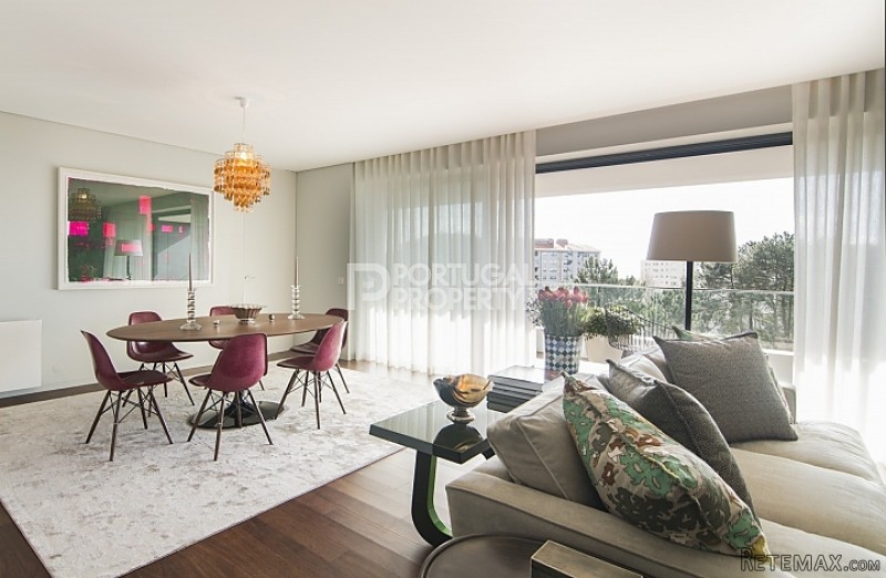 Awesome 4 Bedroom Duplex in Foz