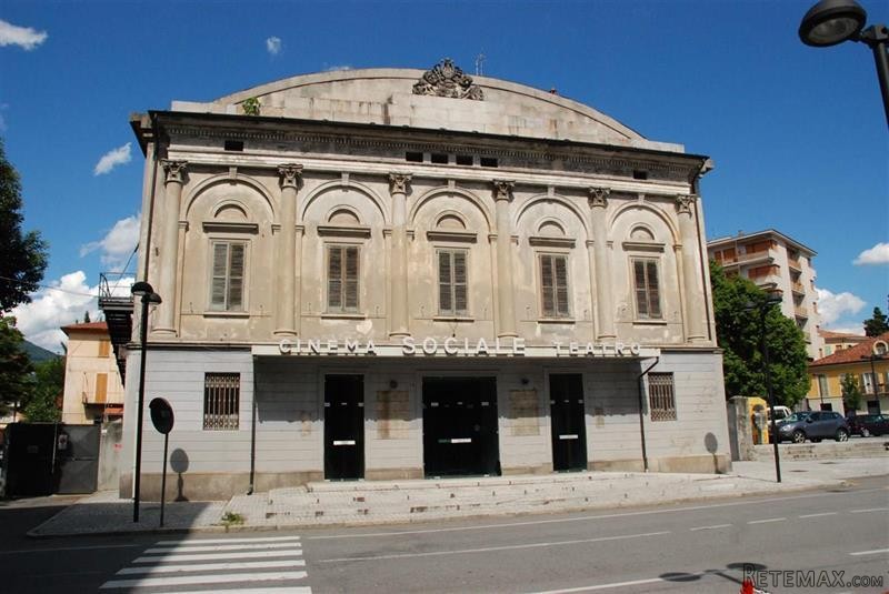 Block of Apartments For Sale: Verbania..