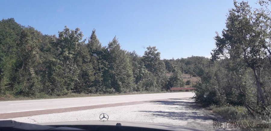 Prodaje se imanje na putu Niksic-Pluzine - 3